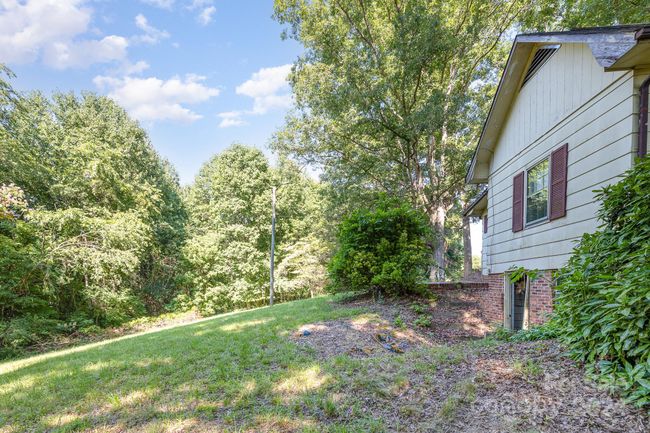 146 Osborne St, House other with 3 bedrooms, 1 bathrooms and null parking in Jonesville NC | Image 24