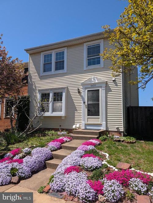 8450 Stonewall Rd, MANASSAS, VA, 20110-4602 | Card Image