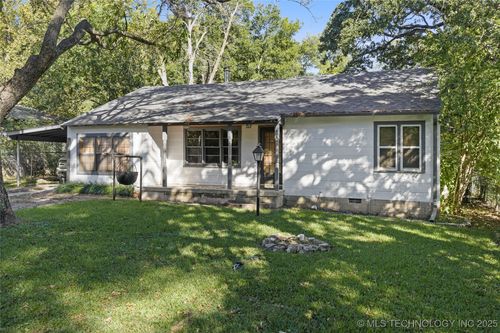 808 Carter St Se, Ardmore, OK, 73401-8524 | Card Image
