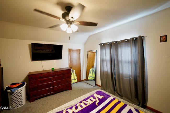 620 2 Nd St Sw, House other with 3 bedrooms, 2 bathrooms and null parking in Jamestown ND | Image 14
