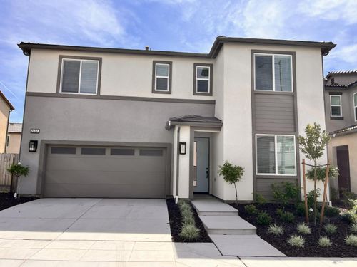 2827 E Escalon Ave, Fresno, CA, 93650 | Card Image