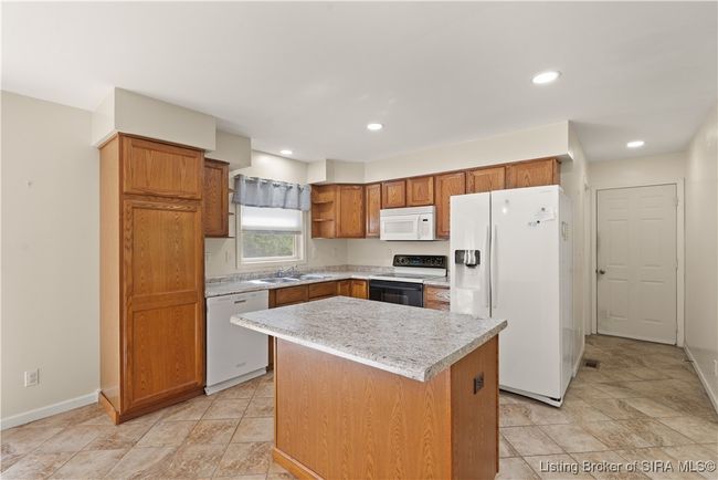 1240 Quail Run, Home with 4 bedrooms, 3 bathrooms and null parking in Mitchell IN | Image 18