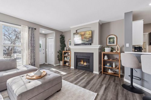 7702 Bluebonnet Blvd, Chanhassen, MN, 55317-8335 | Card Image