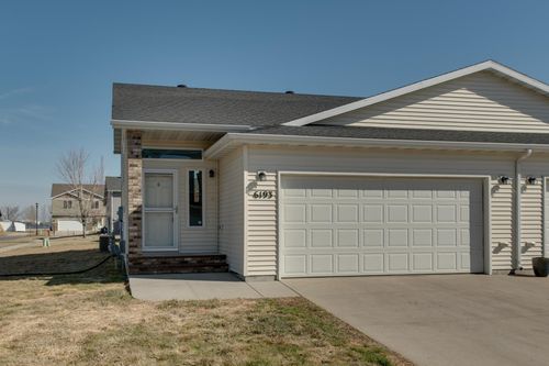 6193 56th Ave S, Fargo, ND, 58104-5693 | Card Image