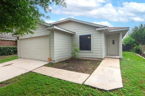 7612 Cayenne Ln, Austin, TX, 78741-7531 | Card Image