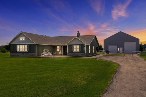110 Highview, Ennis, TX, 75119-5496 | Card Image
