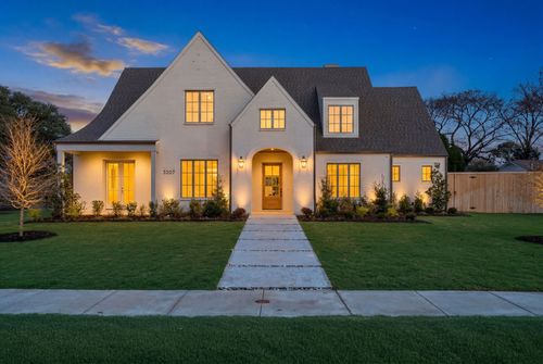 3207 Latham Dr, Dallas, TX, 75229-3845 | Card Image