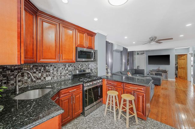 130-13 Lefferts Blvd, House other with 3 bedrooms, 3 bathrooms and null parking in S Ozone Park NY | Image 13