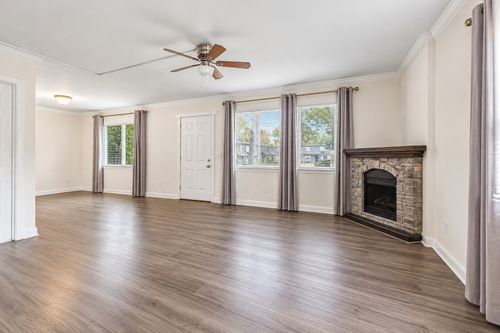 b107-550 Harding Pl, Nashville, TN, 37211-4572 | Card Image