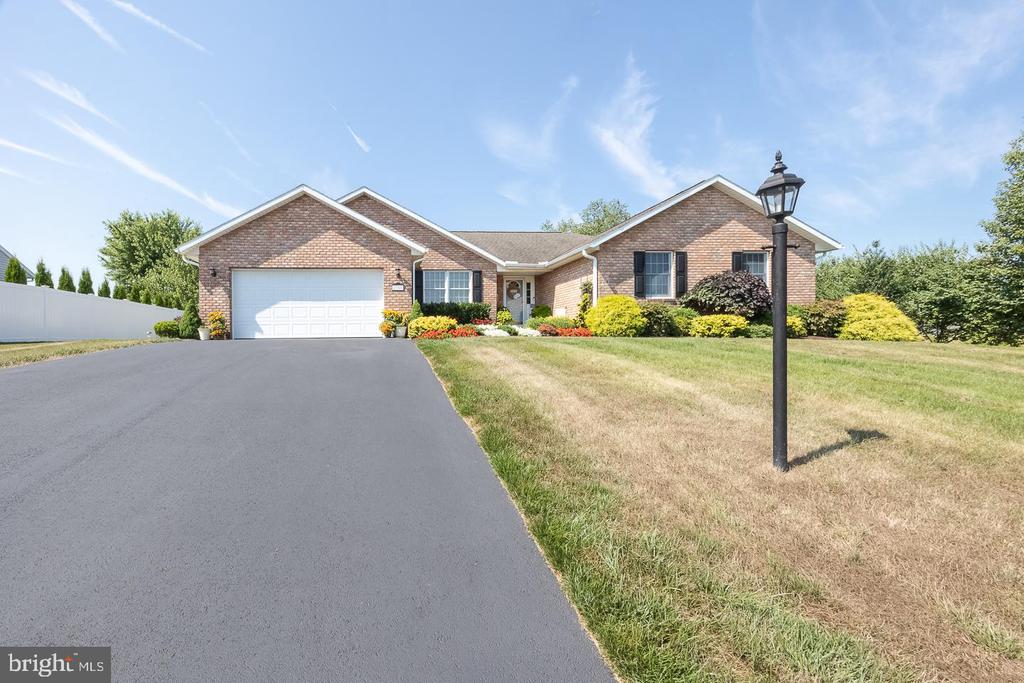 Country Ln, Gilbertsville, PA 19525