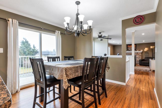 22756 Reid Avenue, House other with 5 bedrooms, 2 bathrooms and 6 parking in Maple Ridge BC | Image 10