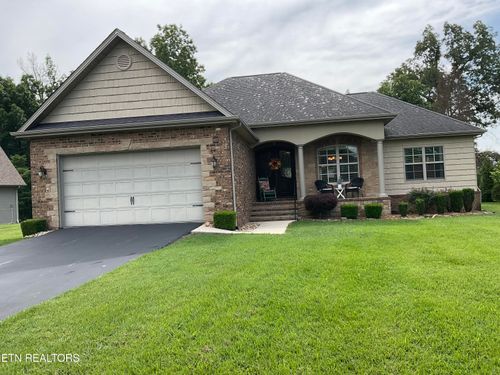 392 E Deer Creek Dr, Crossville, TN, 38571-3233 | Card Image