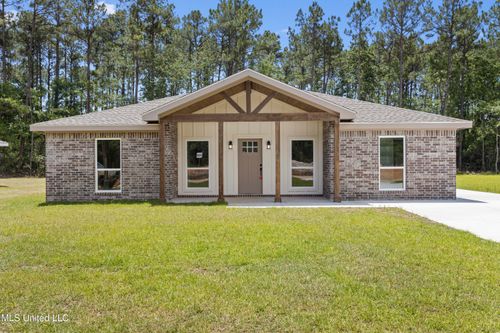 1457 Rue De Courmont, Gautier, MS, 39553-4637 | Card Image