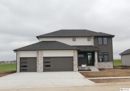 3806 Prairie Ln, Lincoln, NE, 68521 | Card Image