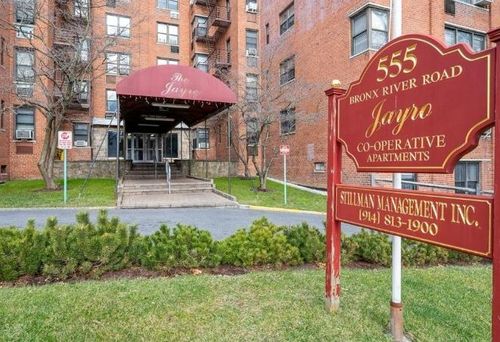 apt-2k-555 Bronx River Rd, Yonkers, NY, 10704-1714 | Card Image