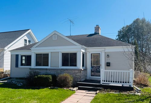 1217 North Ave, Sheboygan, WI, 53083-4756 | Card Image