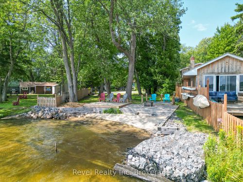 {{alt}} | Card Image