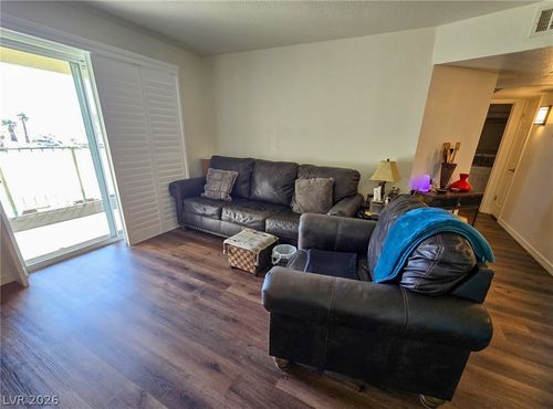 apt-2057-3550 Bay Sands Dr, Laughlin, NV, 89029-1307 | Card Image