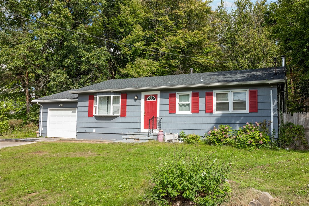 Tarrytown Dr, Rochester, NY 14624