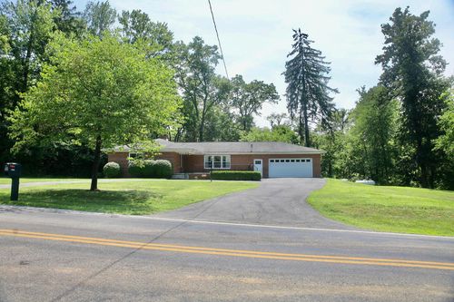 1590 Kelly Mcmaster Rd, Delaware, OH, 43015-9021 | Card Image