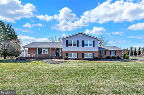 2211 Old Bosley Rd, Lutherville Timonium, MD, 21093-1107 | Card Image