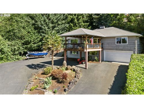 4024 Pacific Way, LONGVIEW, WA, 98632-5335 | Card Image
