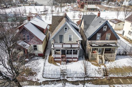 3139 N 21st Street, Milwaukee, WI, 53206 | Card Image