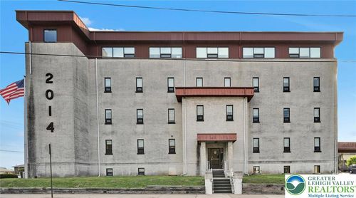2014 Laubach Ave, Northampton, PA, 18067-1351 | Card Image