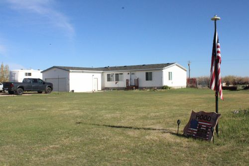 771 Emigrant Rd, Lyman, WY, 82937-9066 | Card Image