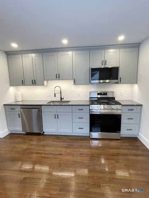 1 Cedar Rd, Danbury, CT, 06811-3817 | Card Image