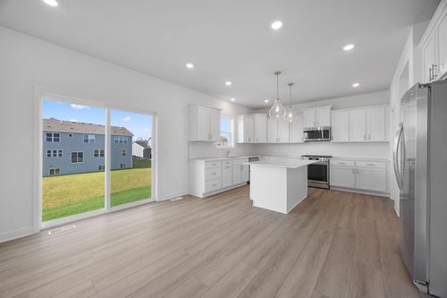 12091 Aurora Avenue, Rogers, MN, 55374 | Card Image