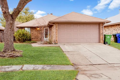 2025 Lorient Dr, Carrollton, TX, 75007-2321 | Card Image