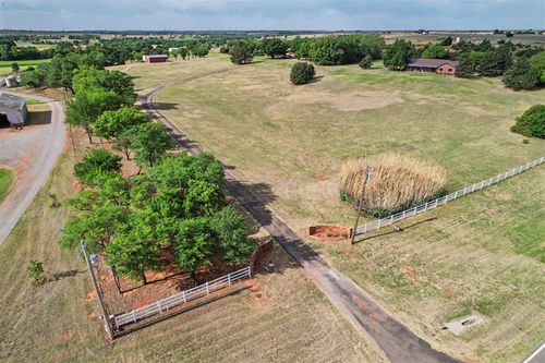 202 Whiteshield St, Hammon, OK, 73650-5030 | Card Image