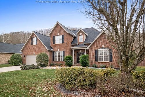 1031 Wethersfield Xing, Hurricane, WV, 25526-8719 | Card Image