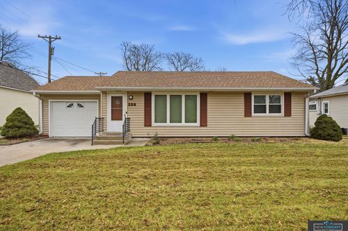 208 N 16th Street, Beatrice, NE, 68310 | Card Image