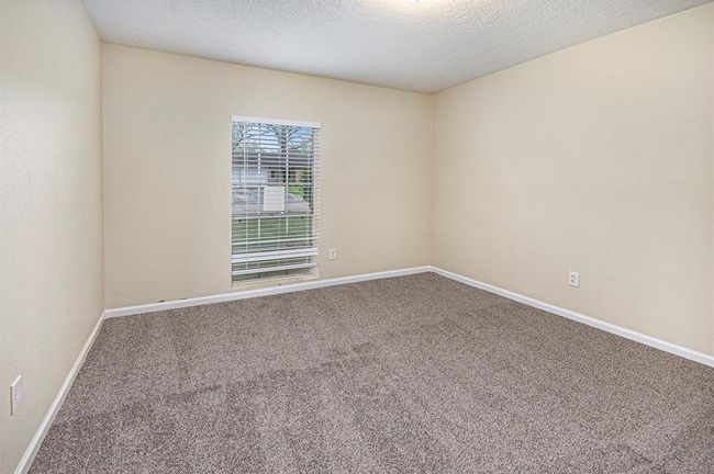 17014 Forest Bend Ave, House other with 3 bedrooms, 2 bathrooms and 2 parking in Friendswood TX | Image 12