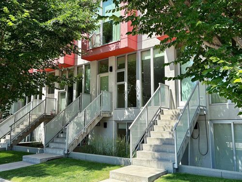 102-1808 27 Ave Sw, Calgary, AB, T2T1H1 | Card Image
