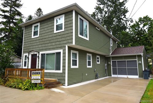 408 Conley St, Algonac, MI, 48001-1628 | Card Image