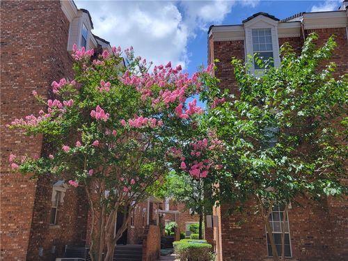 600-400 Naglev Street, College Station, TX, 77840 | Card Image