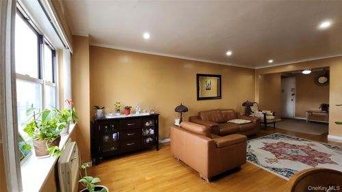 apt-3h-99 60th Ave, Corona, NY, 11368-4426 | Card Image