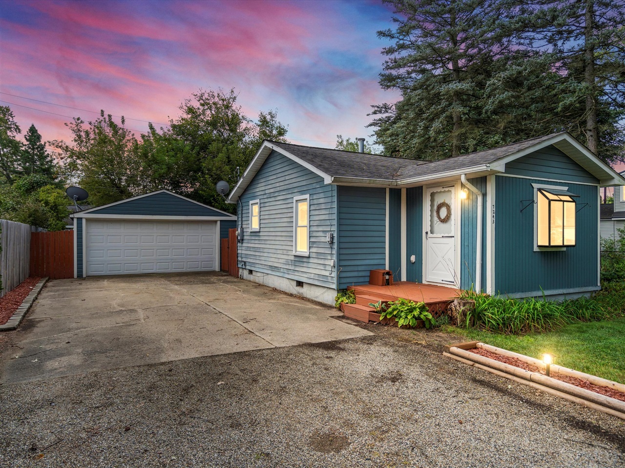 Garvin , Waterford, MI 48329