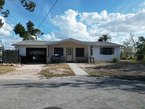 8402 Damen Ln, PORT RICHEY, FL, 34668-6207 | Card Image