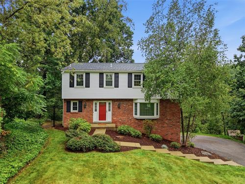 9672 Buckingham Dr, Allison Park, PA, 15101-1604 | Card Image