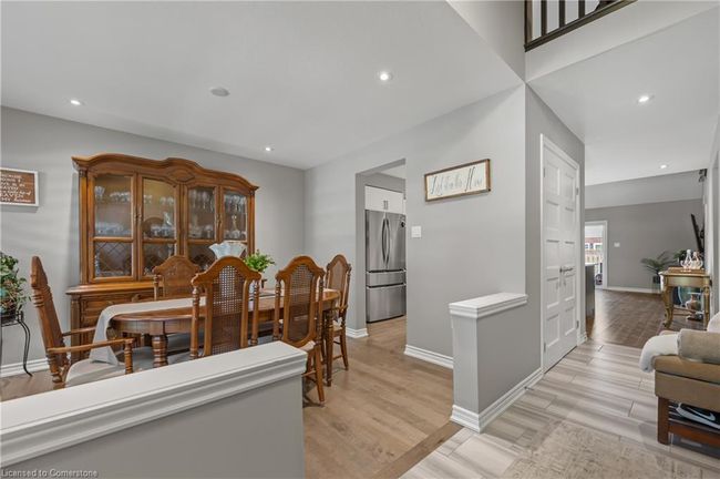 32 Westminster Cres, Townhouse with 2 bedrooms, 4 bathrooms and 4 parking in Fergus ON | Image 7