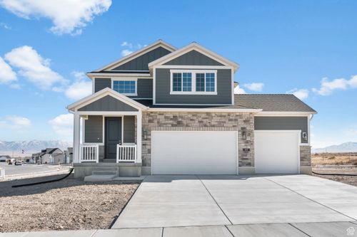 463 S Mcbride Dr, Grantsville, UT, 84029-3745 | Card Image