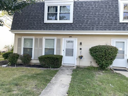 21u-21 Fernwood Dr, Bolingbrook, IL, 60440 | Card Image