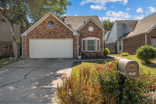 2054 Wanderlust Dr, Lewisville, TX, 75067-7484 | Card Image