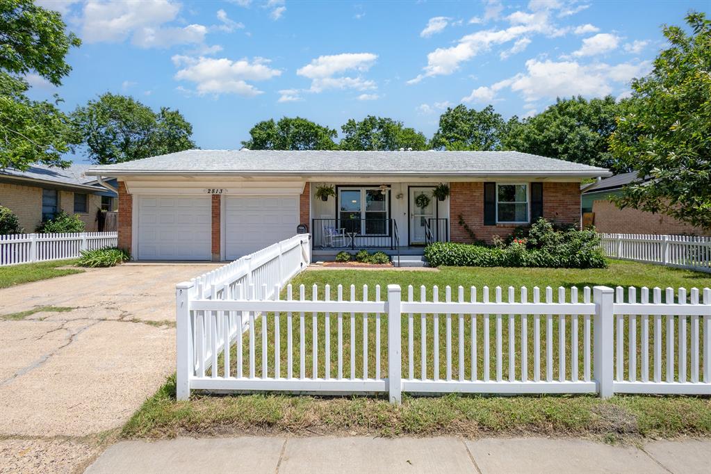 Sanders Dr, Garland, TX 75042
