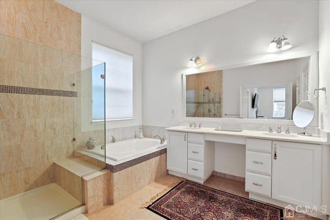 11 Dunwell Dr, House other with 4 bedrooms, 4 bathrooms and 2 parking in KENDALL PARK NJ | Image 13