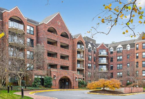 339-2100 Langston Blvd, ARLINGTON, VA, 22201-3558 | Card Image